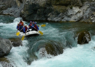  Descenso en balsa por los ríos de los Altos Alpes 